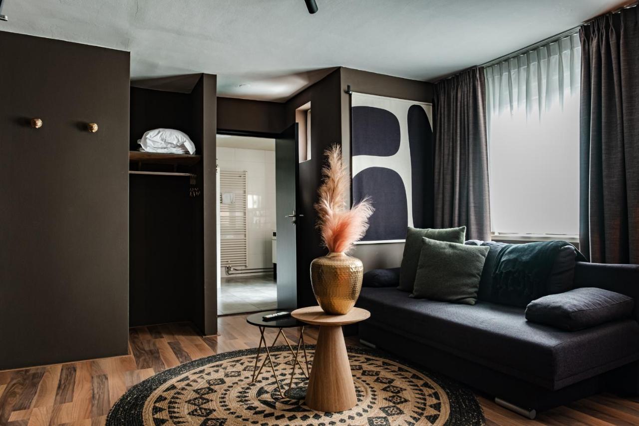 La Casa Hotel 2*